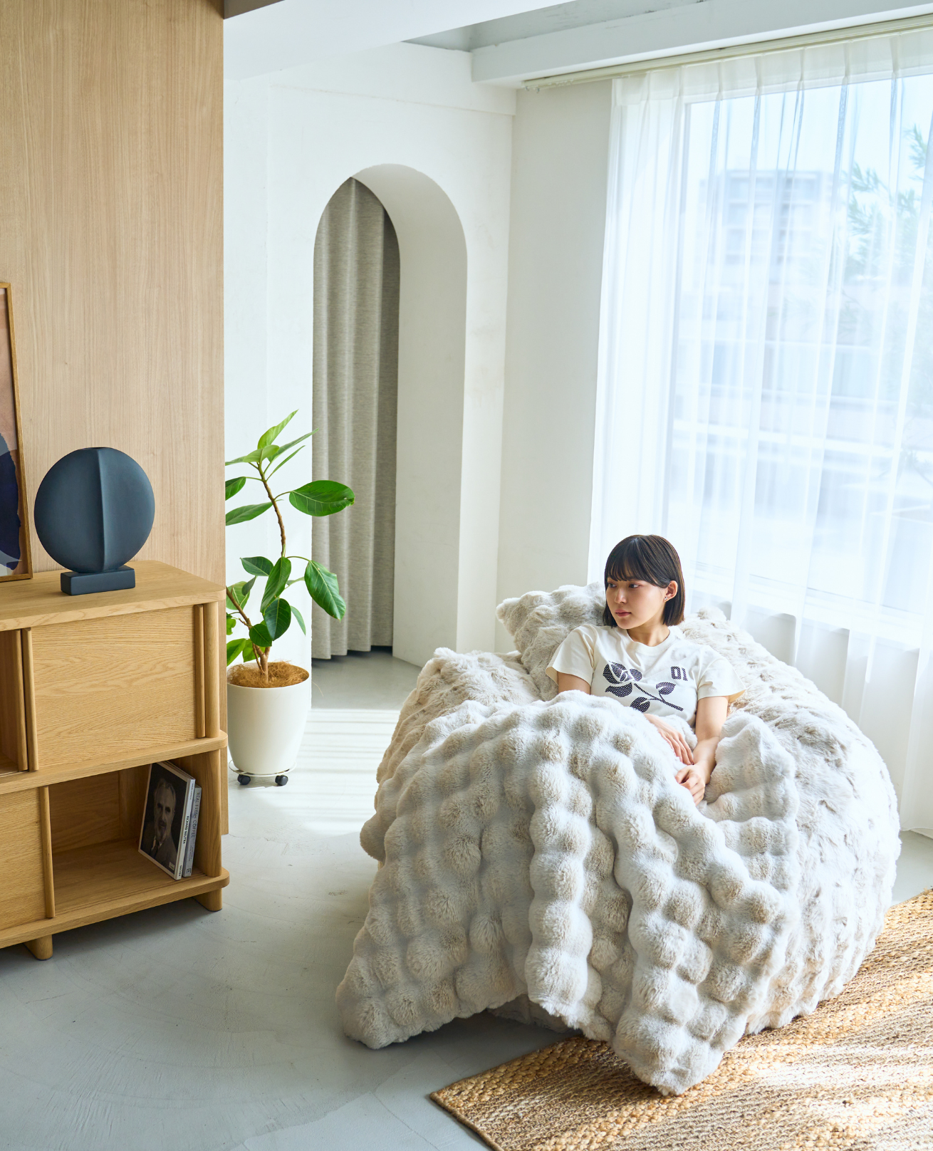 ヴォフ VOFF WHITE 大人のソファクッション ホワイト ベット 特大クッションソファ VOFF 01 WHITE – VOFF JAPAN